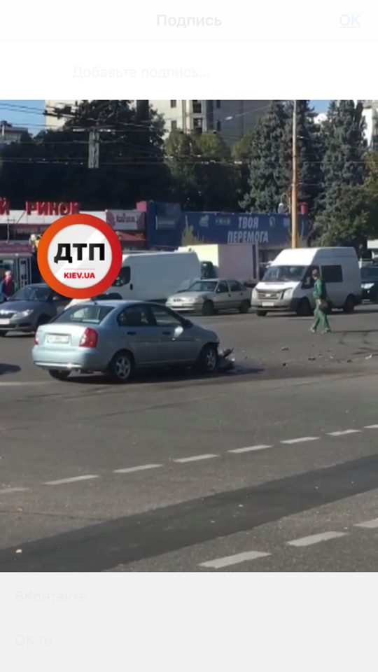 В Киеве на перекрёстке Соломенской и Волгоградской произошло ДТП