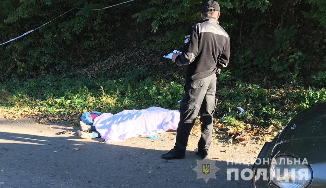Поліцейські встановлюють обставини вбивства жінки на Старосамбірщині