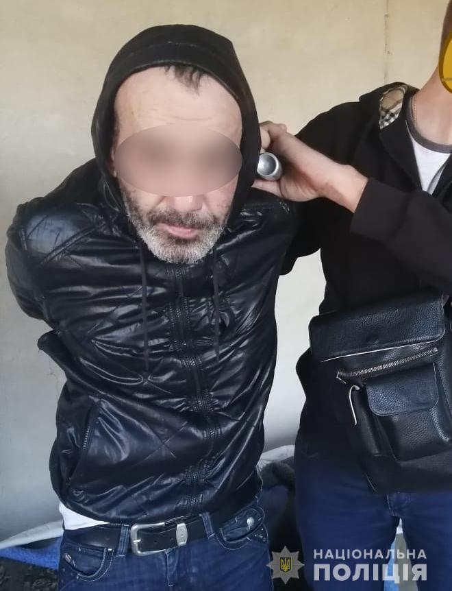 Под Киевом грузин порезал мужчину, который пришел на рынок