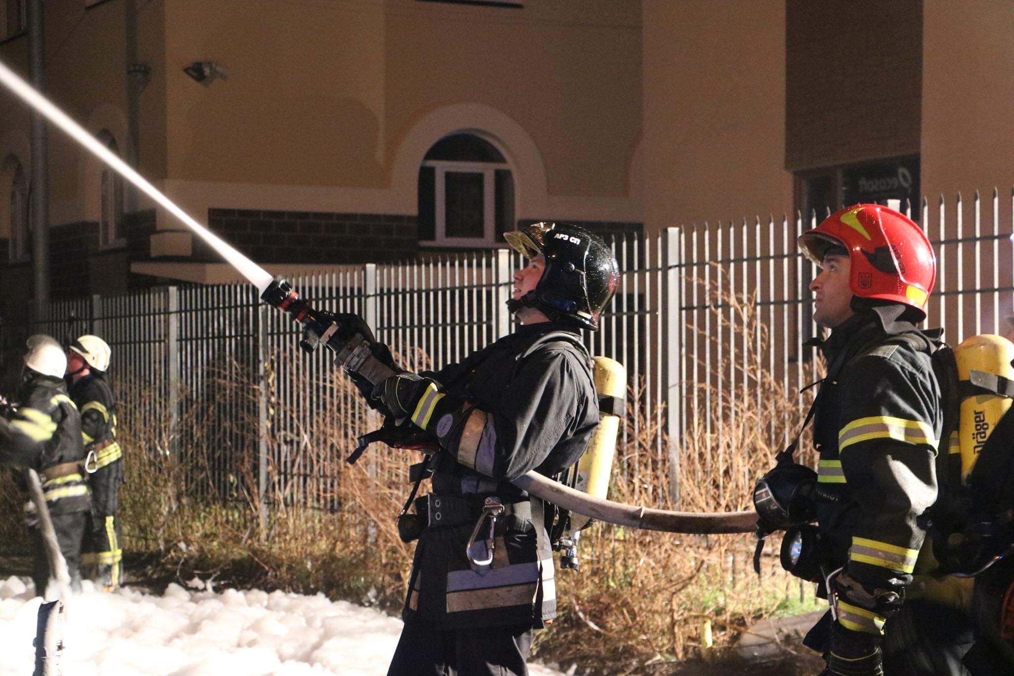Впродовж минулого тижня (з 21 по 27 жовтня) пожежно-рятувальні підрозділи Київського гарнізону здійснили 210 виїздів на ліквідацію пожеж та надзвичайних ситуацій