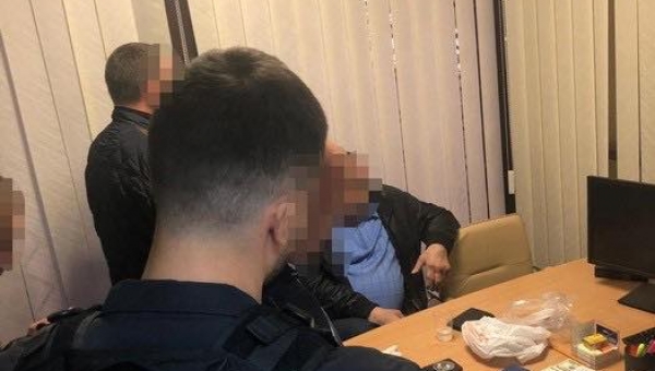 Експосадовець оборонного заводу намагався заробити 2,5 мільйона доларів на продажі майна держконцерну «Укроборонпром»