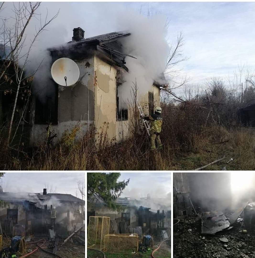 У Києві рятувальники ліквідували пожежу на території приватної садиби