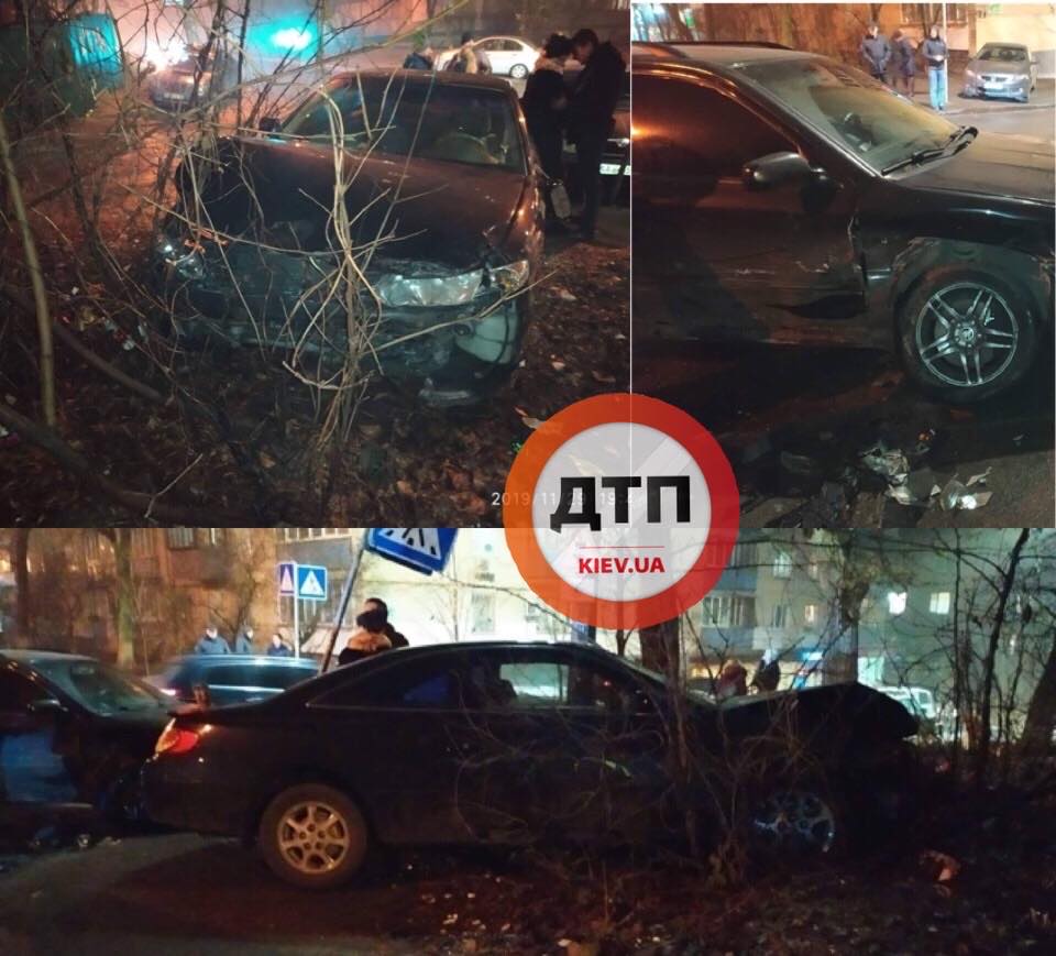 В Киеве на улице Отто Шмидта произошло ДТП с участием автомобилей Skoda и Mazda