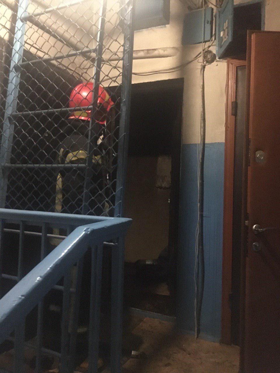 У Києві вночі у результаті пожежі в квартирі загинув чоловік