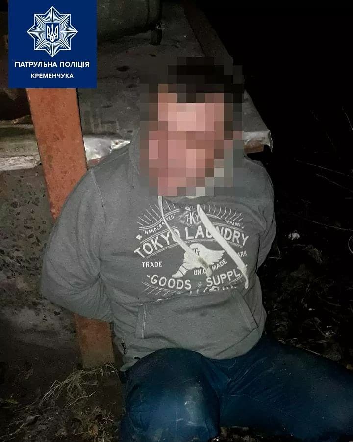 На Полтавщині патрульні затримали чоловіка який причетний до вбивства свого батька