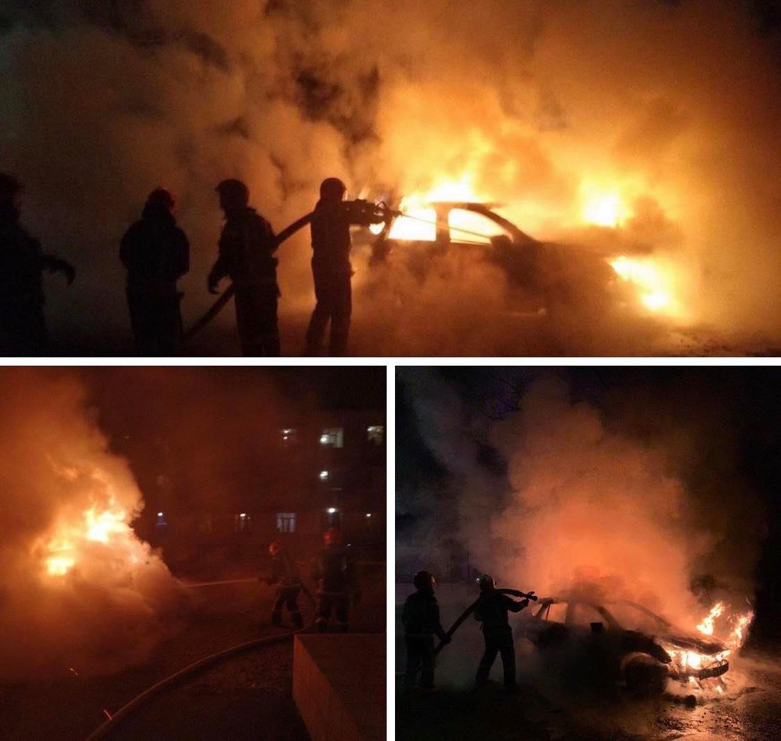 В Києві вогнеборці ліквідували пожежу в автівці
