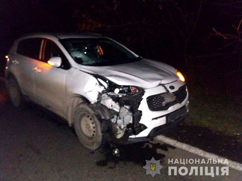 В Рівненській області автомобіль на смерть збив пішохода