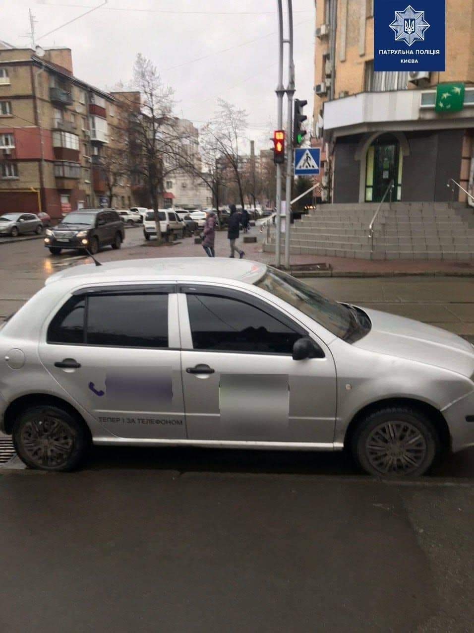 У Києві патрульні затримали таксиста з ознаками наркотичного сп'яніння