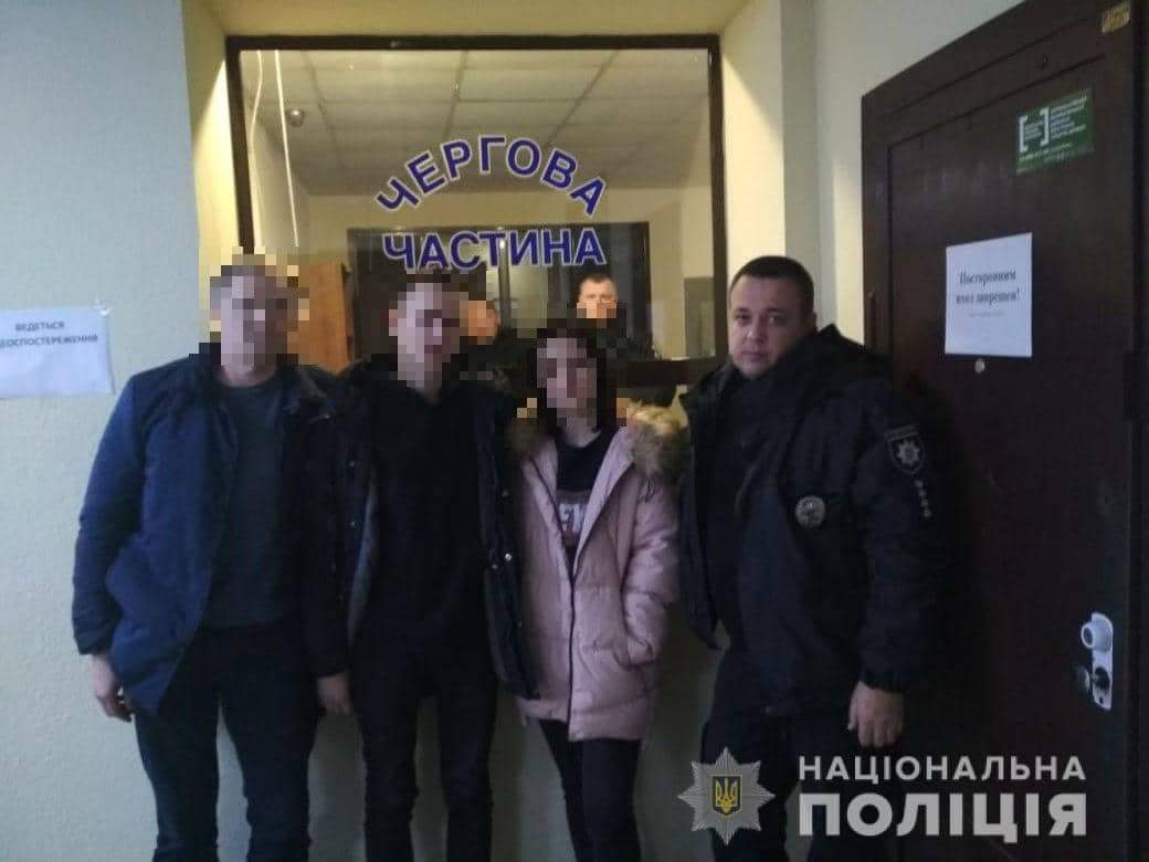 Поліцейські Одещини повернули додому двох неповнолітніх втікачів, яких з грудня розшукували київські колеги