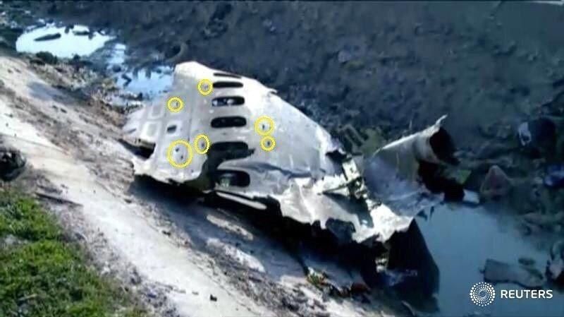 Стало известно, откуда на корпусе рухнувшено самолета повреждения, похожие на отверстия от осколков взрывчатки