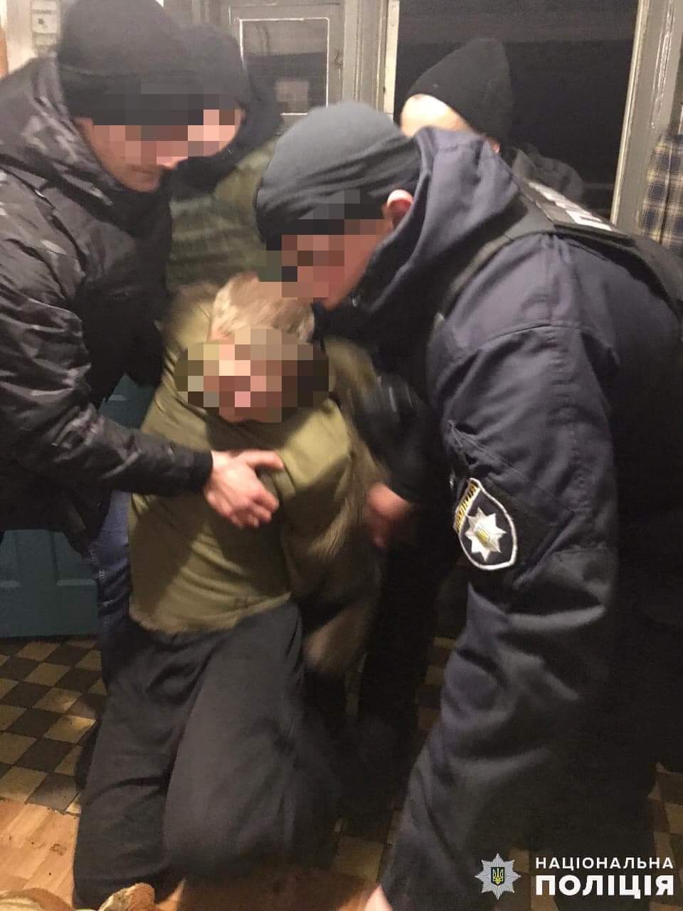 У Бориспільському районі поліцейські затримали зловмисника, який наніс травми дільничному при виконанні службових обов’язків