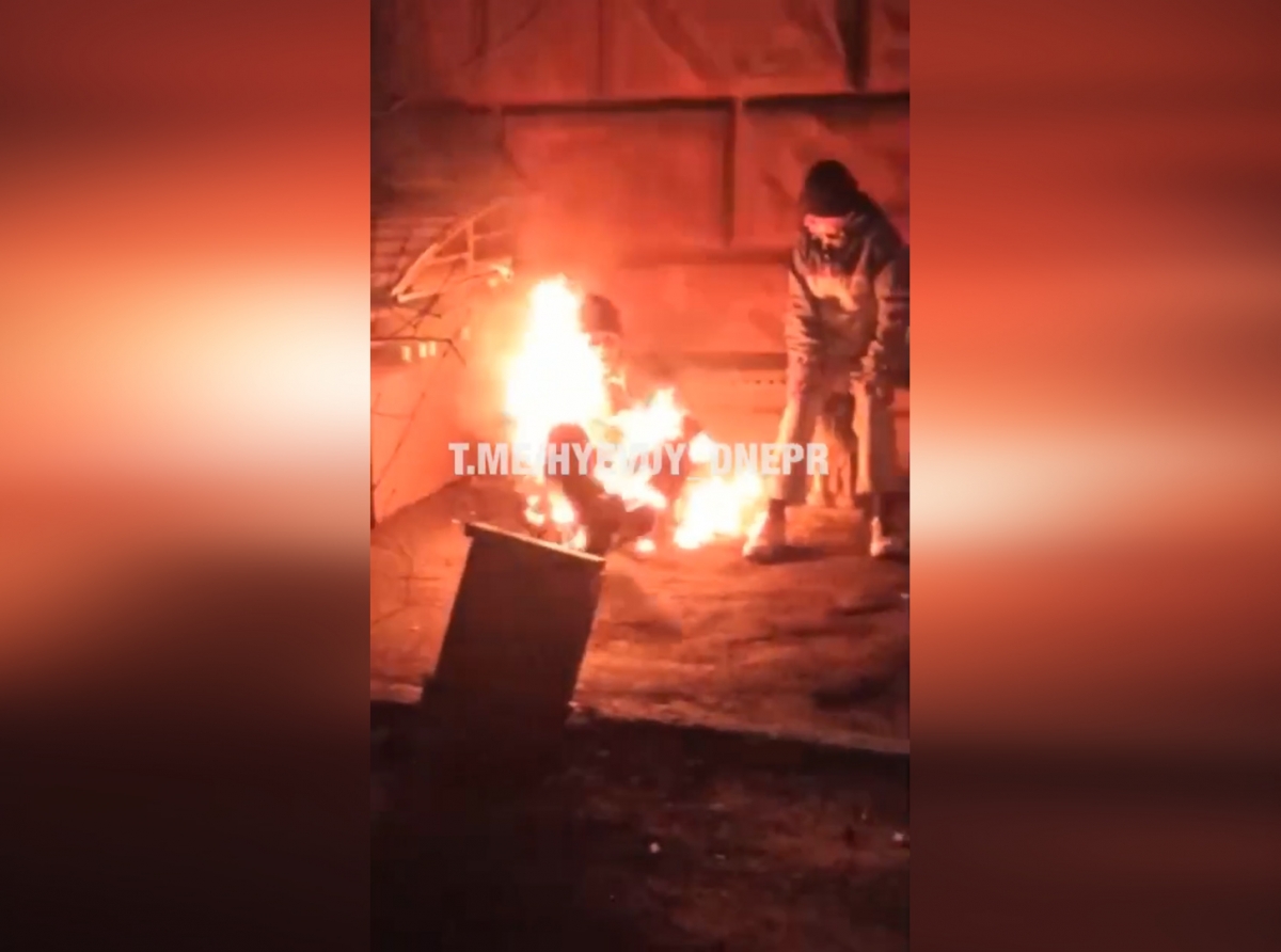 В центре Днепра загорелся и умер мужчина