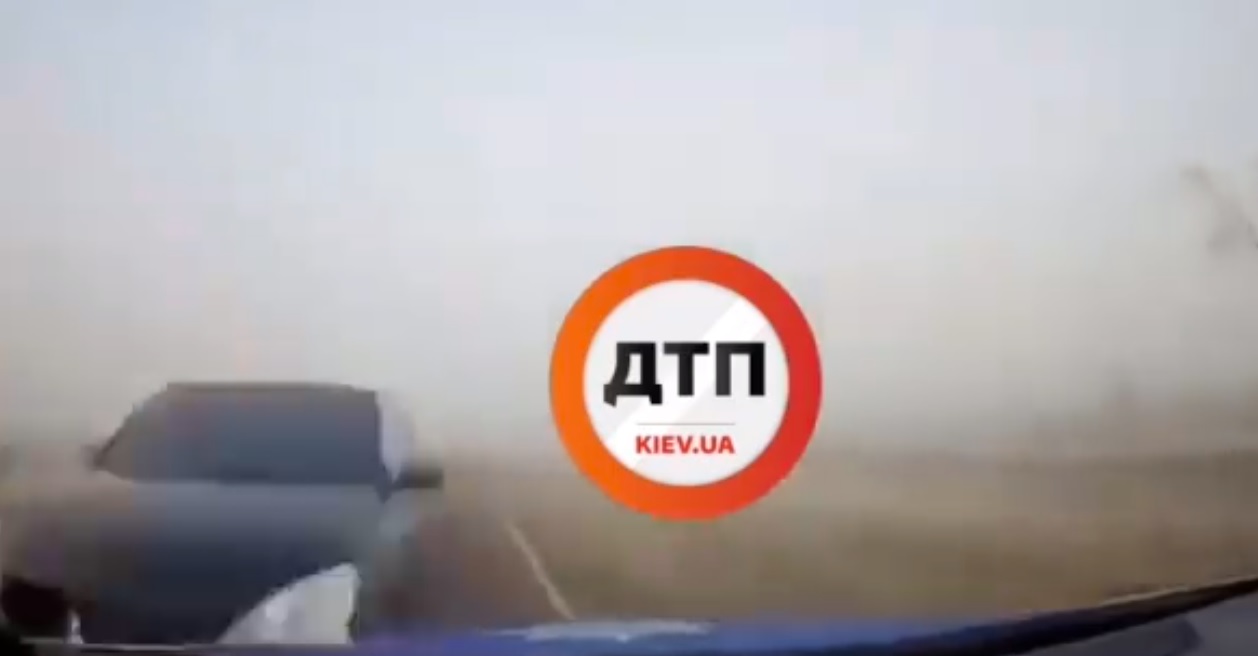 Видео момента пьяного #ДТП под #Геническом с патрульным автомобилем полиции