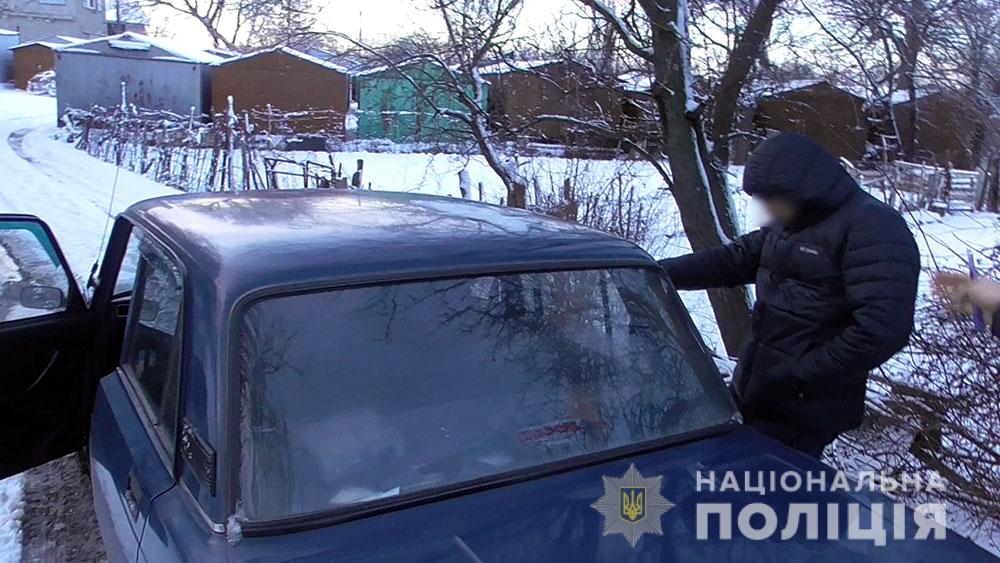 На Полтавщині затримали чоловіків за розбійний напад на таксиста