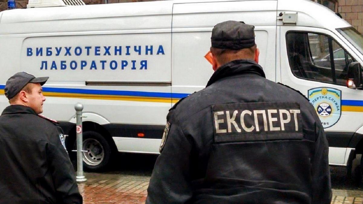 В Киеве из ночного клуба «Sorry Бабушка» эвакуировали 150 человек из-за сообщения о минировании