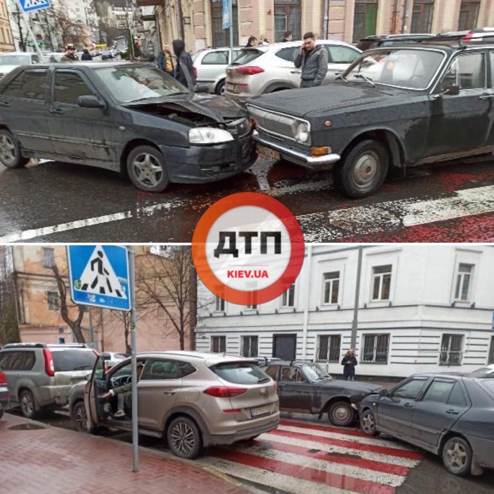 ДТП в Киеве на пересечении ул. Игоревской и Братской