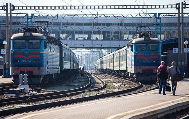 "Укрзалізниця" назначила дополнительные поезда ко Дню Конституции