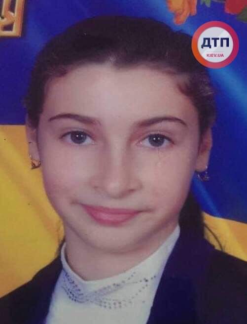 Васильківським відділом поліції розшукується 16-річна Ніколенко Марія
