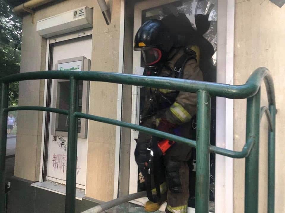 В Одессе горело отделение Приват Банка