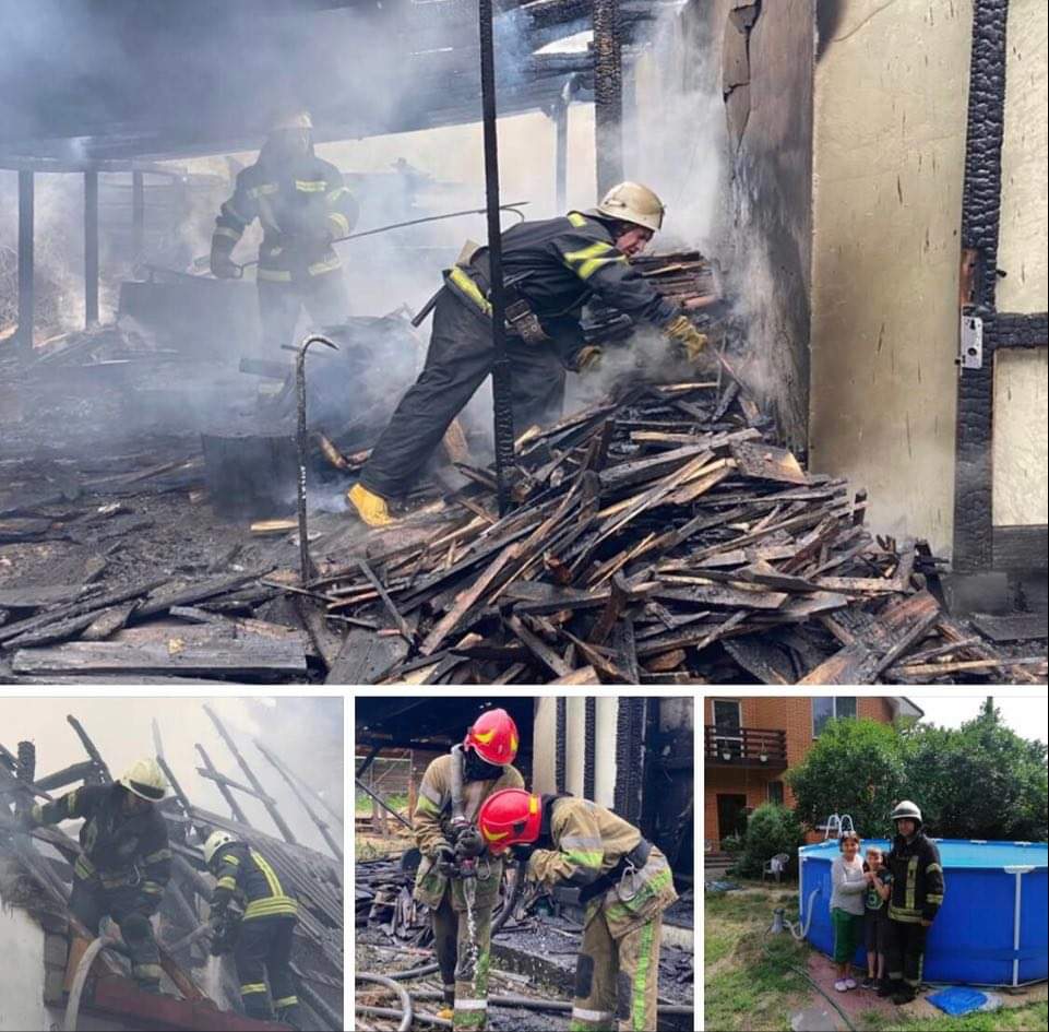 У Києві на вулиці Синьоозерній сталася серйозна пожежа - горів приватний будинок