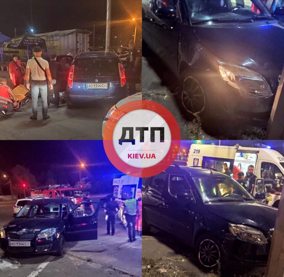 В Киеве на улице Электриков произошло ДТП - автомобиль Skoda врезался в столб: девушке-водителю стало плохо