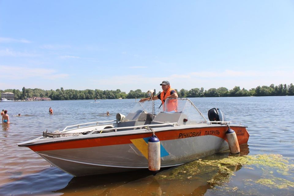 Упродовж минулої доби на водоймах України загинуло 10 людей — рятувальники закликають не нехтувати правилами безпеки під час відпочинку