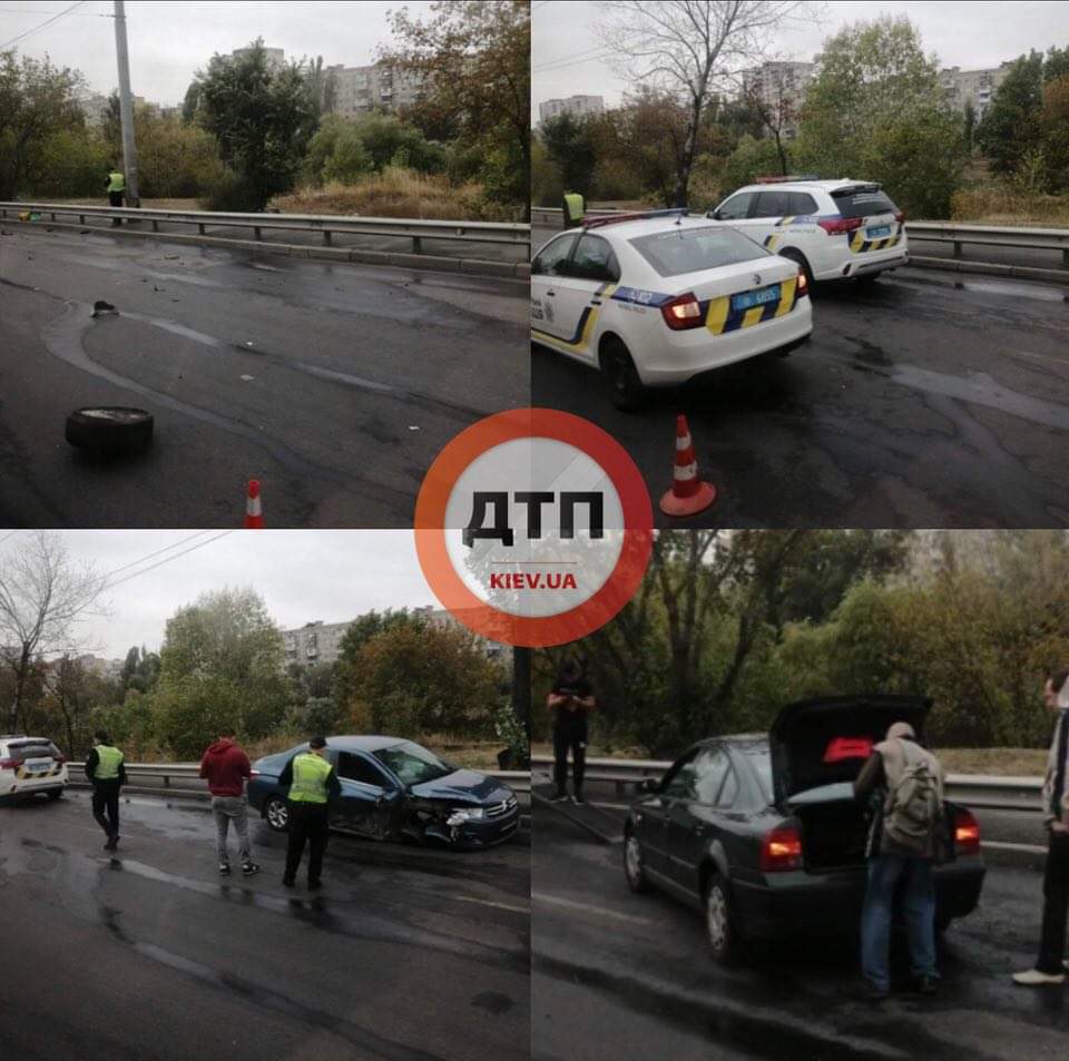 ДТП в Киеве на Соборности: столкнулись два автомобиля