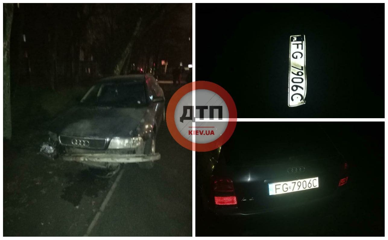 В Киеве на Дорогожичах произошло пьяное ДТП - нетрезвые иностранцы на Audi вылетели с дороги в столб и скрылись