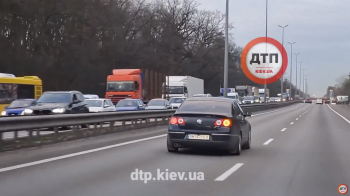 Неравномерность загрузки транспортных потоков – большая проблема всех мегаполисов в том числе Киева. Видео